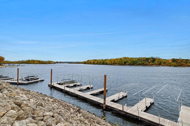 1025 Lauderdale N, Onalaska, WI 54650