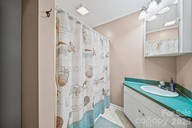 303 E Allenton Street, Mount Gilead, NC 27306