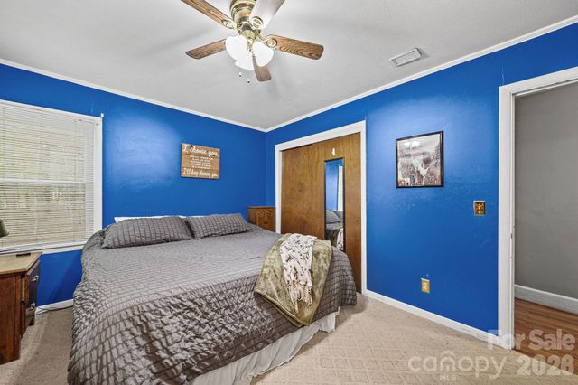 303 E Allenton Street, Mount Gilead, NC 27306