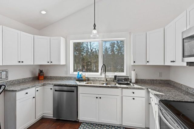 1171 Arrowhead Trail, Nekoosa, WI 54457