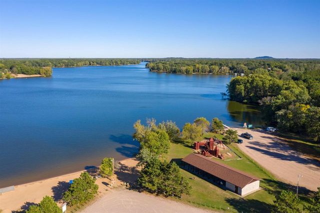 1171 Arrowhead Trail, Nekoosa, WI 54457