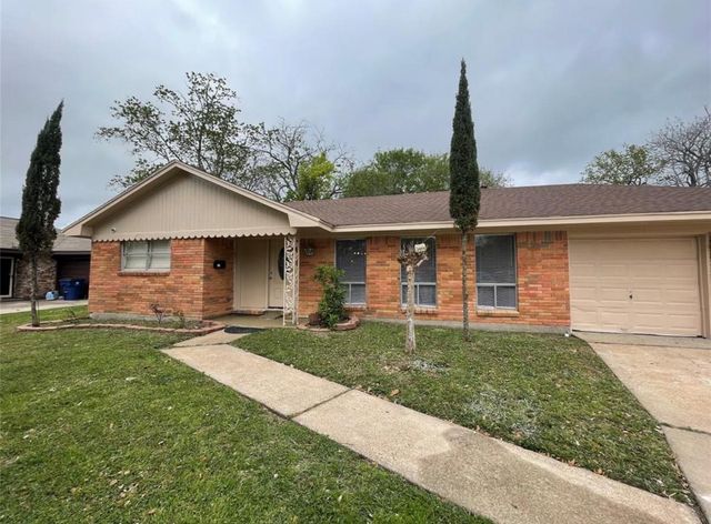 7202 Meadowlark Lane, Texas City, TX 77591