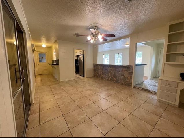 7202 Meadowlark Lane, Texas City, TX 77591