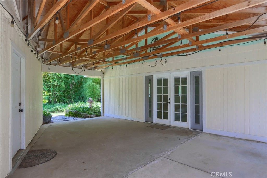 Image 2 of property listing at 30658 Holiday, Coarsegold, CA 93614