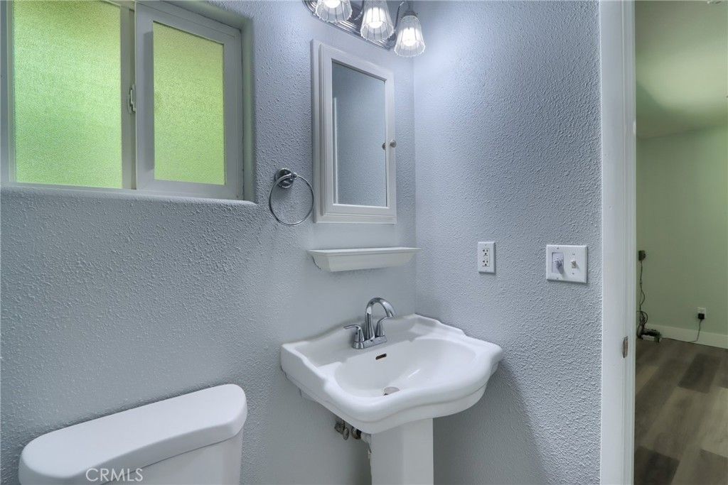 Image 22 of property listing at 30658 Holiday, Coarsegold, CA 93614