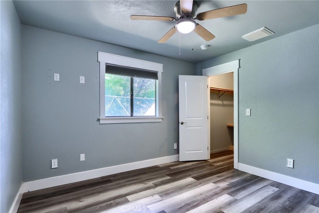 Image 24 of property listing at 30658 Holiday, Coarsegold, CA 93614