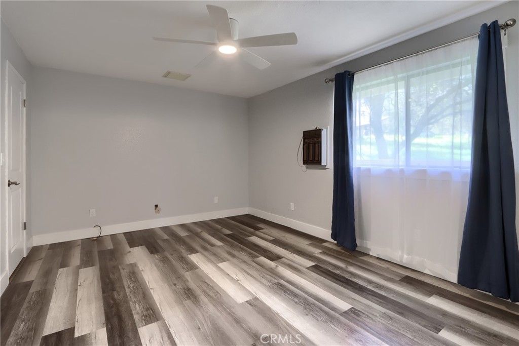 Image 27 of property listing at 30658 Holiday, Coarsegold, CA 93614