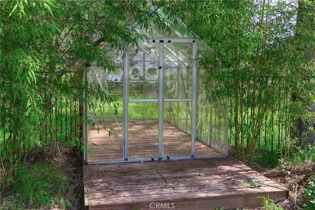 Image 44 of property listing at 30658 Holiday, Coarsegold, CA 93614