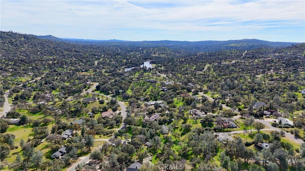 Image 57 of property listing at 30658 Holiday, Coarsegold, CA 93614