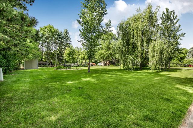 2135 247th Street, Saint Augusta, MN 56301