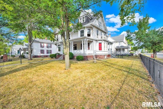 401 W ARMSTRONG Avenue, Peoria, IL 61604