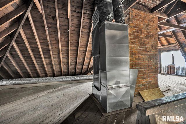 401 W ARMSTRONG Avenue, Peoria, IL 61604