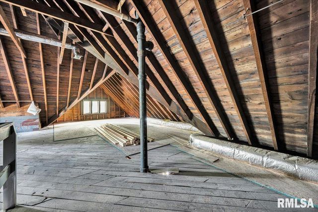 401 W ARMSTRONG Avenue, Peoria, IL 61604