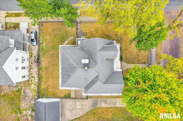 401 W ARMSTRONG Avenue, Peoria, IL 61604