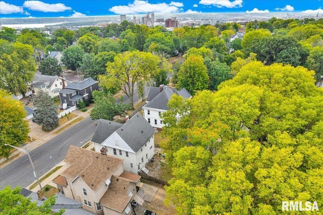 401 W ARMSTRONG Avenue, Peoria, IL 61604