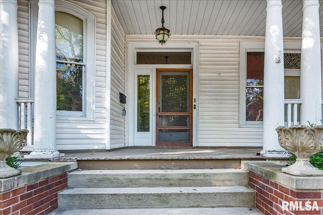 401 W ARMSTRONG Avenue, Peoria, IL 61604