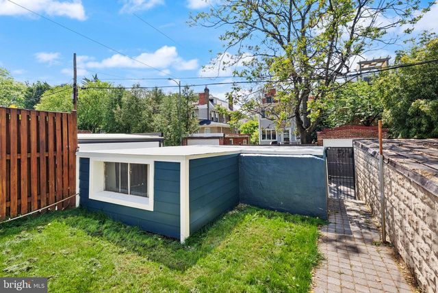 1818 KENYON ST NW, Washington, DC 20010