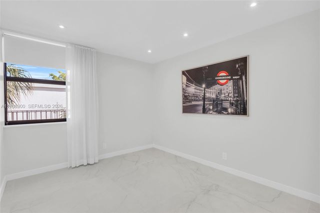 20441 NE 30th Ave 424-9, Aventura, FL 33180