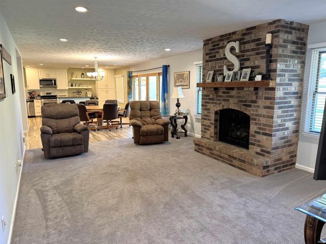 3137 W Tam O Shanter Drive, Crawfordsville, IN 47933