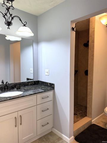 3137 W Tam O Shanter Drive, Crawfordsville, IN 47933
