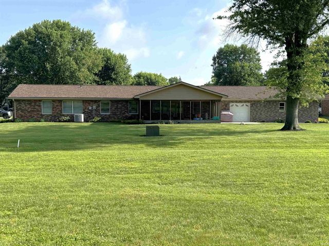 3137 W Tam O Shanter Drive, Crawfordsville, IN 47933