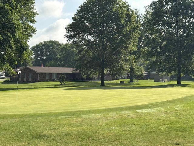 3137 W Tam O Shanter Drive, Crawfordsville, IN 47933