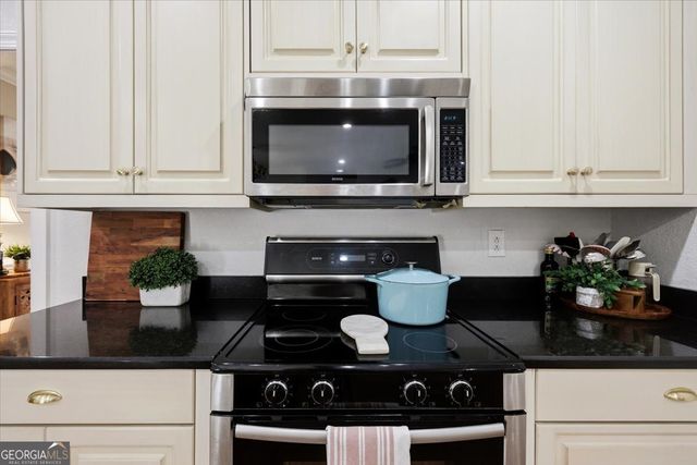 318 Ivystone Drive, Macon, GA 31220