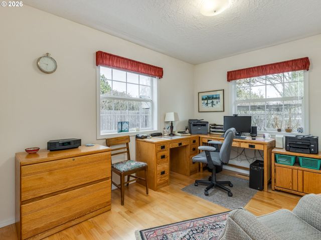 1675 Sw BONNIE JEAN Pl, Mc Minnville, OR 97128