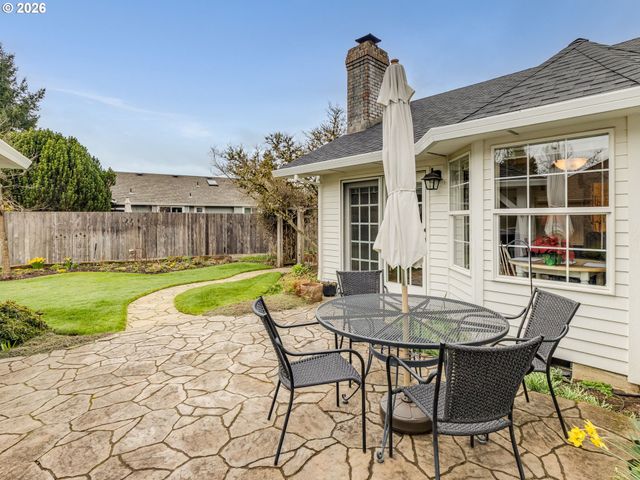 1675 Sw BONNIE JEAN Pl, Mc Minnville, OR 97128