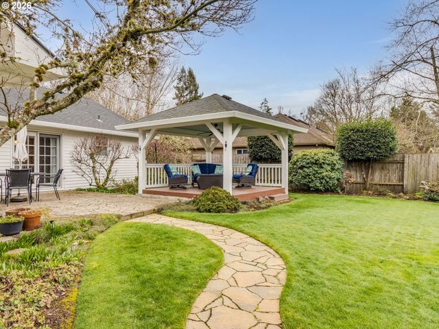 1675 Sw BONNIE JEAN Pl, Mc Minnville, OR 97128