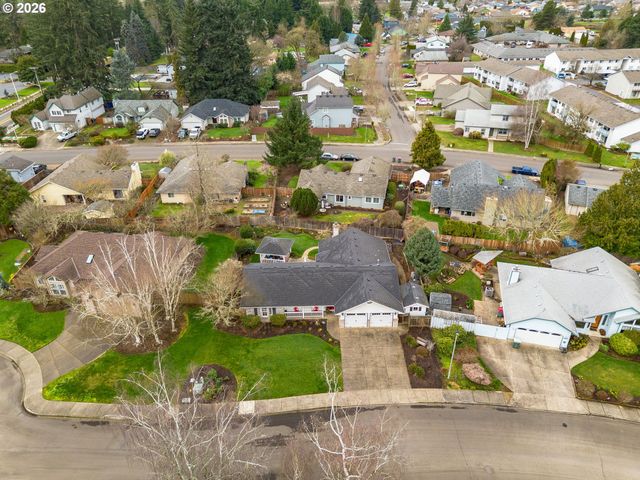 1675 Sw BONNIE JEAN Pl, Mc Minnville, OR 97128