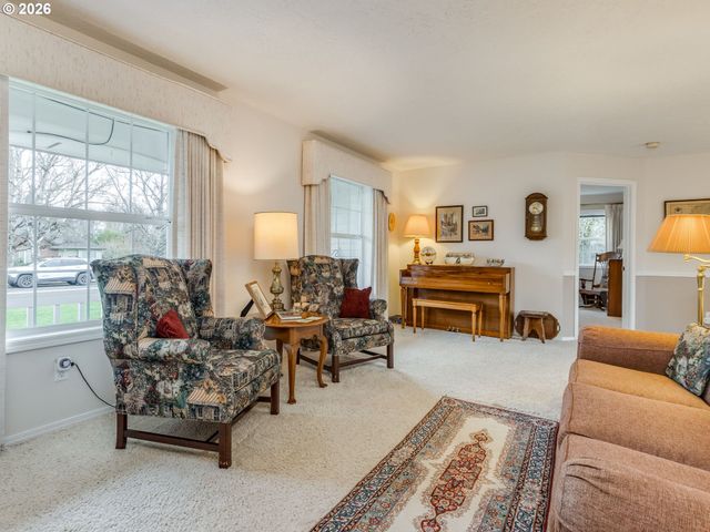 1675 Sw BONNIE JEAN Pl, Mc Minnville, OR 97128