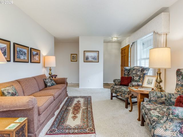 1675 Sw BONNIE JEAN Pl, Mc Minnville, OR 97128