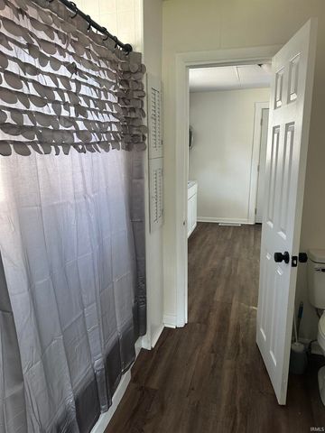 1110 Brookside Drive, Evansville, IN 47714