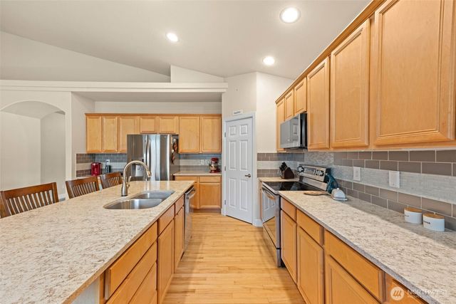 9304 229th Avenue E, Buckley, WA 98321