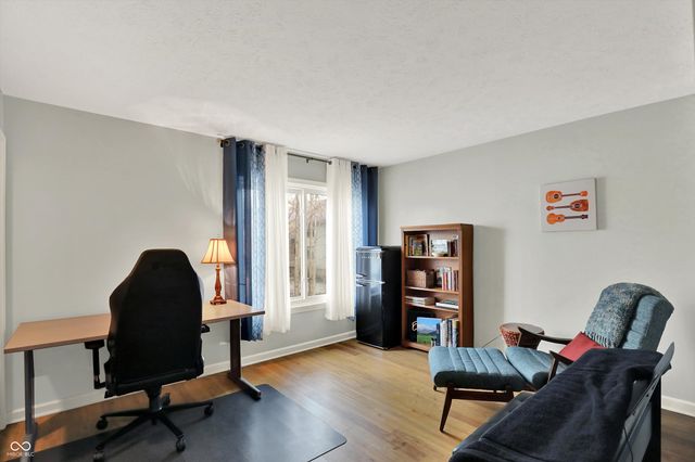 104 Knoll Court C, Noblesville, IN 46062