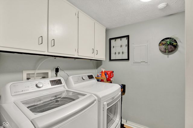 104 Knoll Court C, Noblesville, IN 46062