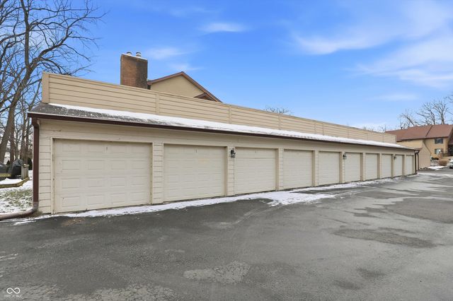 104 Knoll Court C, Noblesville, IN 46062