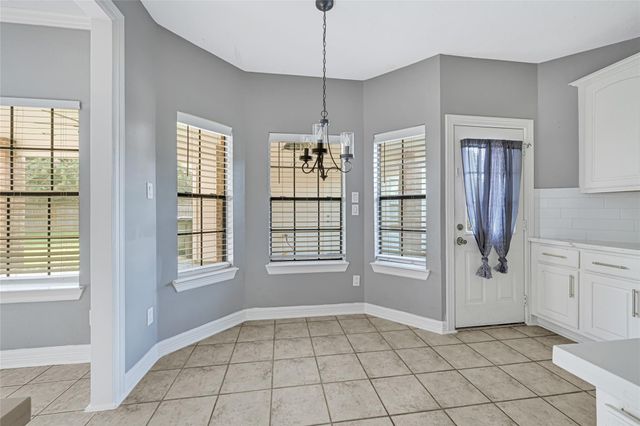 202 Cascade Pines Drive, Houston, TX 77049