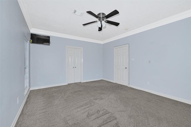 202 Cascade Pines Drive, Houston, TX 77049