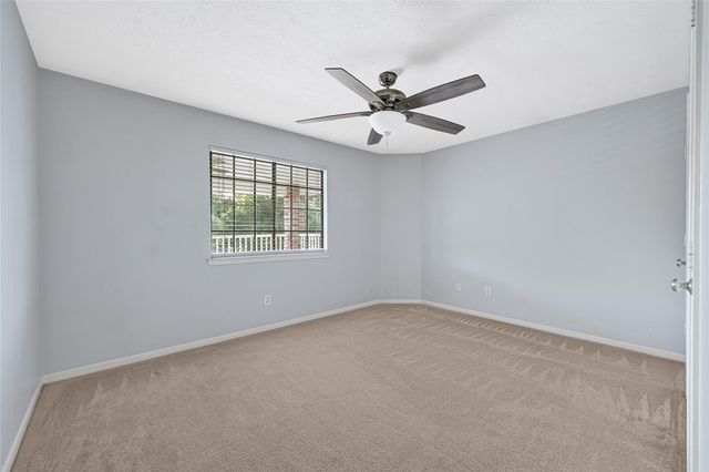 202 Cascade Pines Drive, Houston, TX 77049