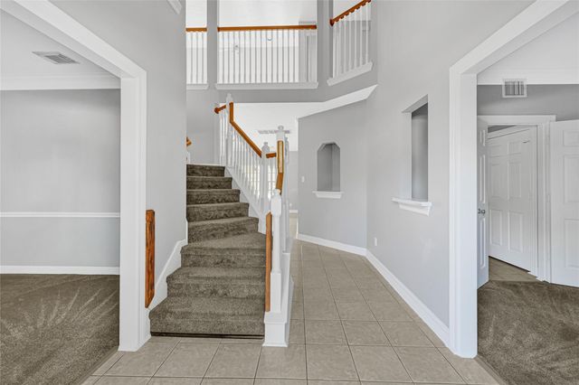 202 Cascade Pines Drive, Houston, TX 77049