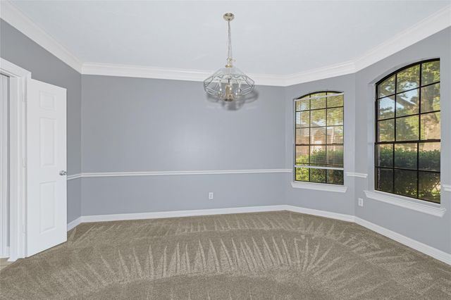 202 Cascade Pines Drive, Houston, TX 77049