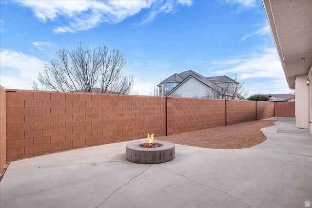 691 RAINIER DR, St. George, UT 84770