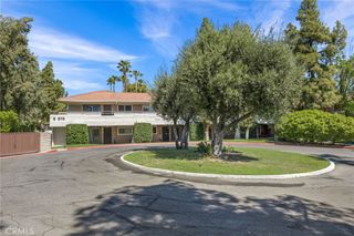 575 N Villa Court 212, Palm Springs, CA 92262