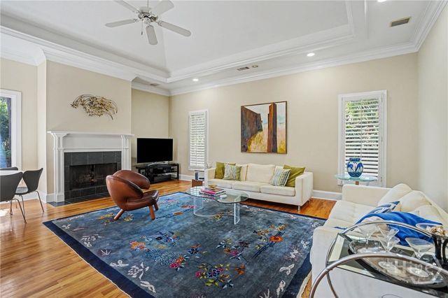 6 Oak Glade Court, Savannah, GA 31411