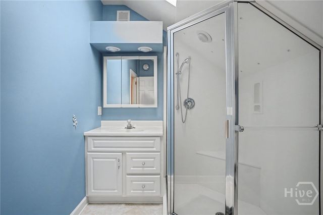 6 Oak Glade Court, Savannah, GA 31411