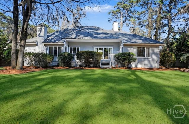 6 Oak Glade Court, Savannah, GA 31411