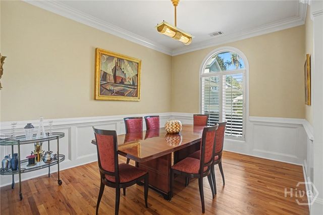 6 Oak Glade Court, Savannah, GA 31411