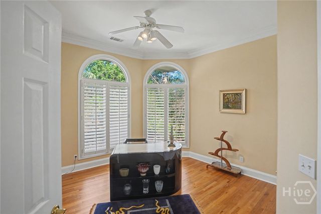 6 Oak Glade Court, Savannah, GA 31411